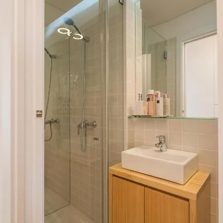 River View 2 Bed Apartment