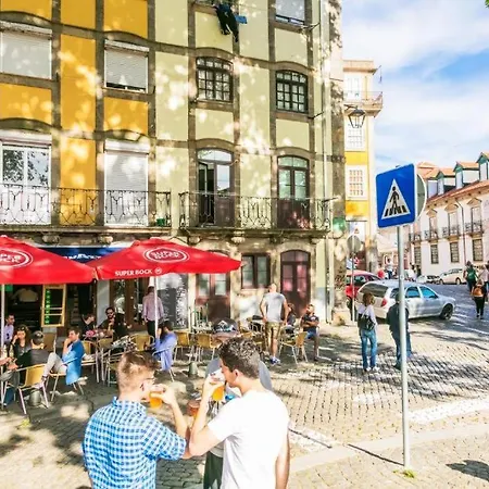 River View 2 Bed Apartment Porto